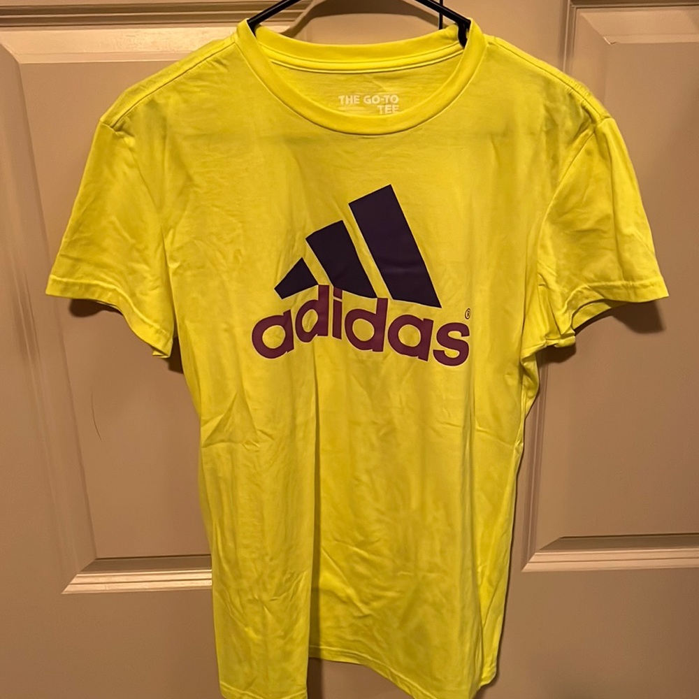 Adidas T-shirt